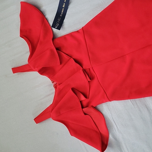 Red dress - Picture 3 of 6